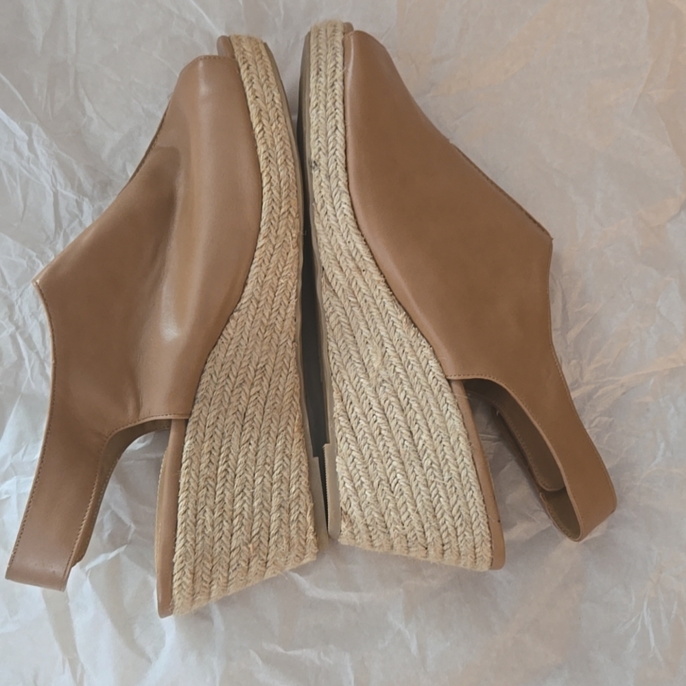 Women's Raffia Wedge Open Toe Sandals.  ⭐️ Size 11M